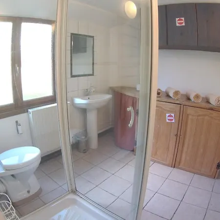 Les Frenes Bed & Breakfast