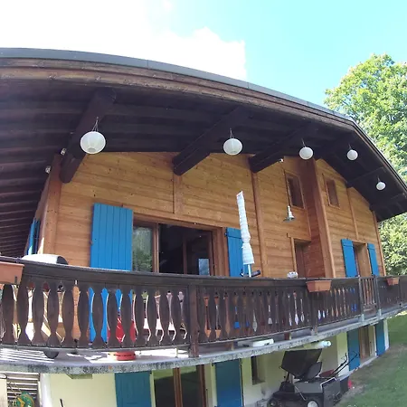 Les Frenes Bed & Breakfast *