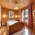 Les Frenes Bed & Breakfast *