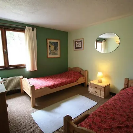 فندق مبيت وإفطار Les Frenes *